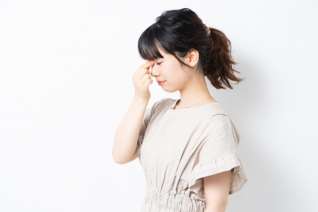 目の充血には、ビタミンB₂