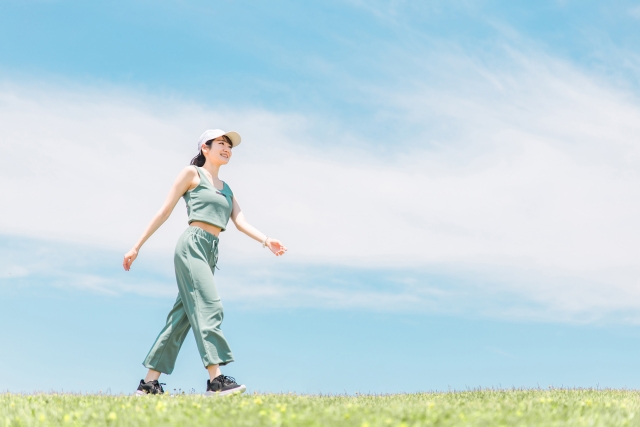 歩くのは1日8000歩を目指す！