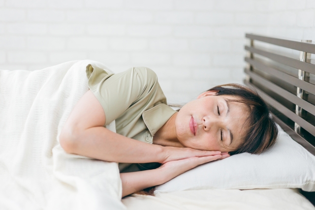 朝のタンパク質摂取すると快眠できる