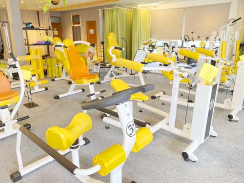 西諌早スタジオ内